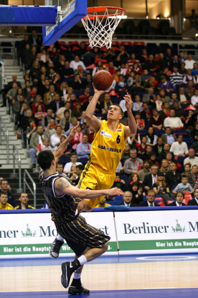 生成符合S 生成符合S