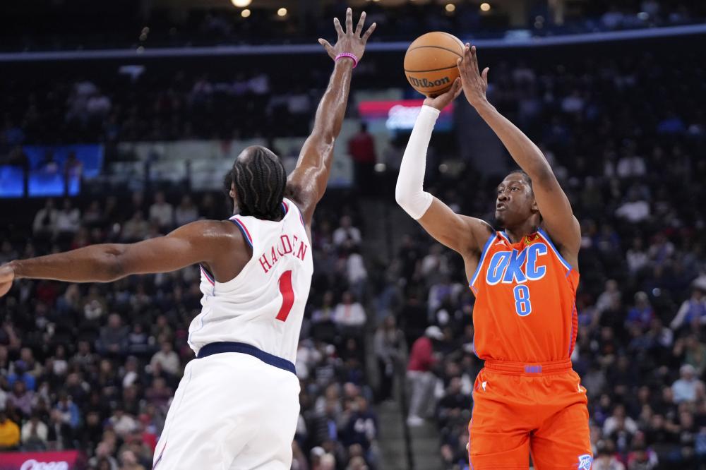 前隔开两人 前隔开两人